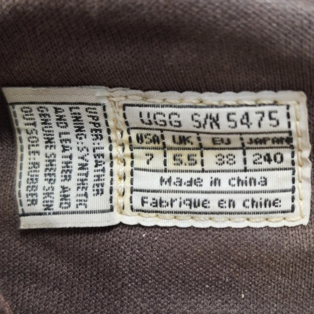 UGG‎ Australia Women's 7 Brown Leather Casual Slip On Moc Toe Loafers Shoes 5475